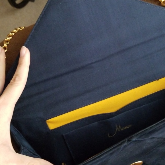 Handbag - Picture 2 of 7